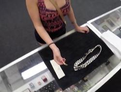 Desperate chick willing to sucked cock in the shop in exchange of her chain